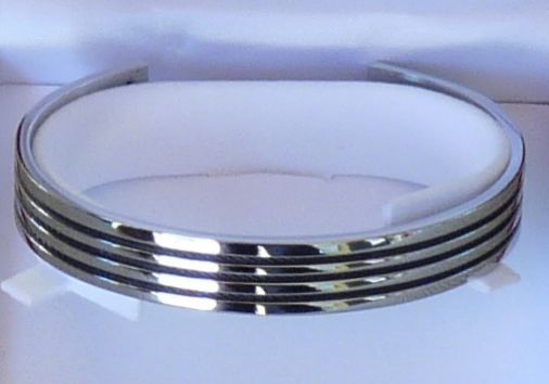 detail du bracelet Dona
