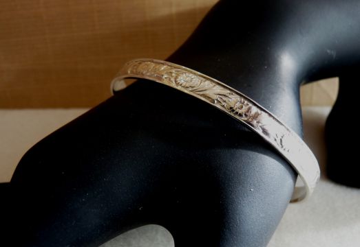 detail du bracelet Dona
