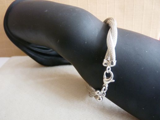 detail du bracelet Dona
