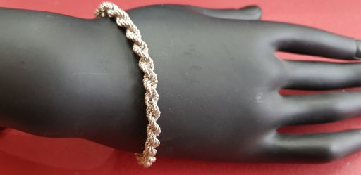 detail du bracelet Dona