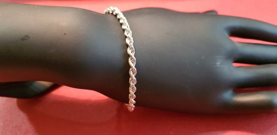 detail du bracelet Dona